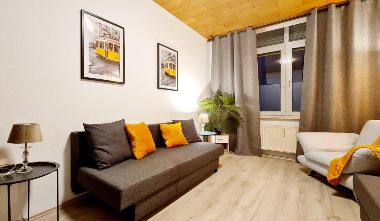 Elena Flat Sonnenblumen Duisburg Zentrum Luaran gambar